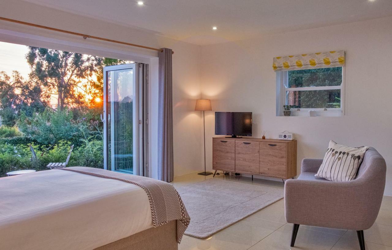 Meadow Cottage Bed & Breakfast Hawkhurst Extérieur photo